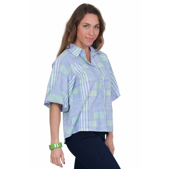 NEW LIOR halo short sleeve collar neck top in baby blue - Picture 2 of 2